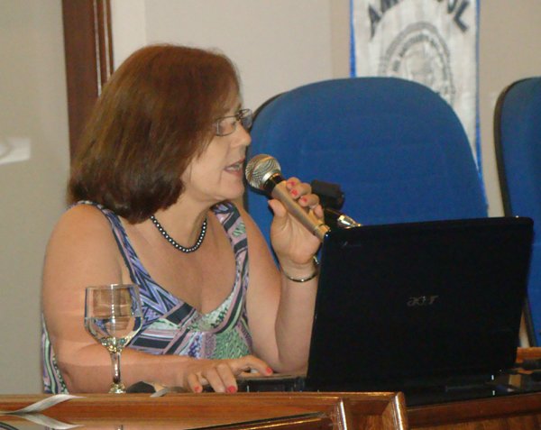 curso_de_aperfeioamento_10_20110507_1925281603