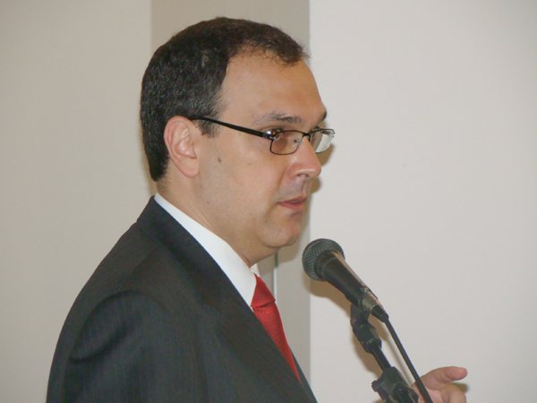 curso_de_aperfeioamento_8_20110507_1612036840