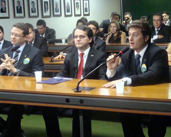 mobilizacao_1_20111018_1385800778
